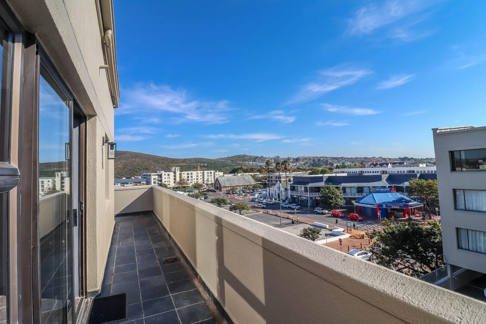 Prime 2-Bedroom Apartment in the Heart of Stellenbosch
