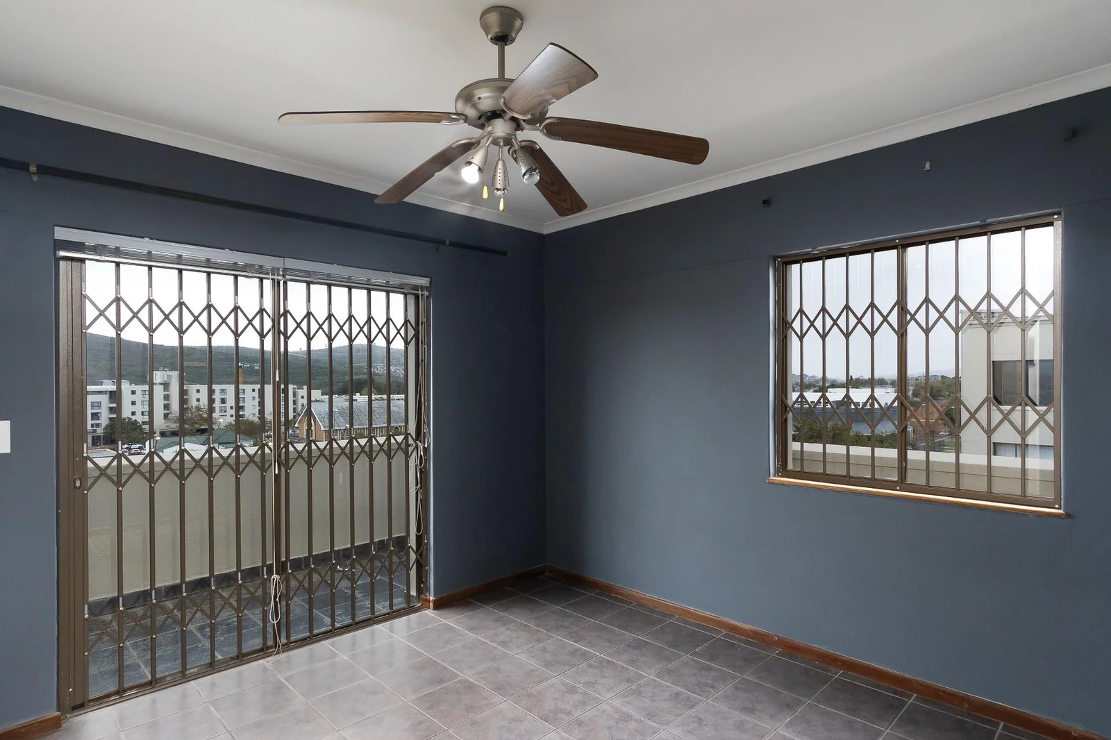 Prime 2-Bedroom Apartment in the Heart of Stellenbosch