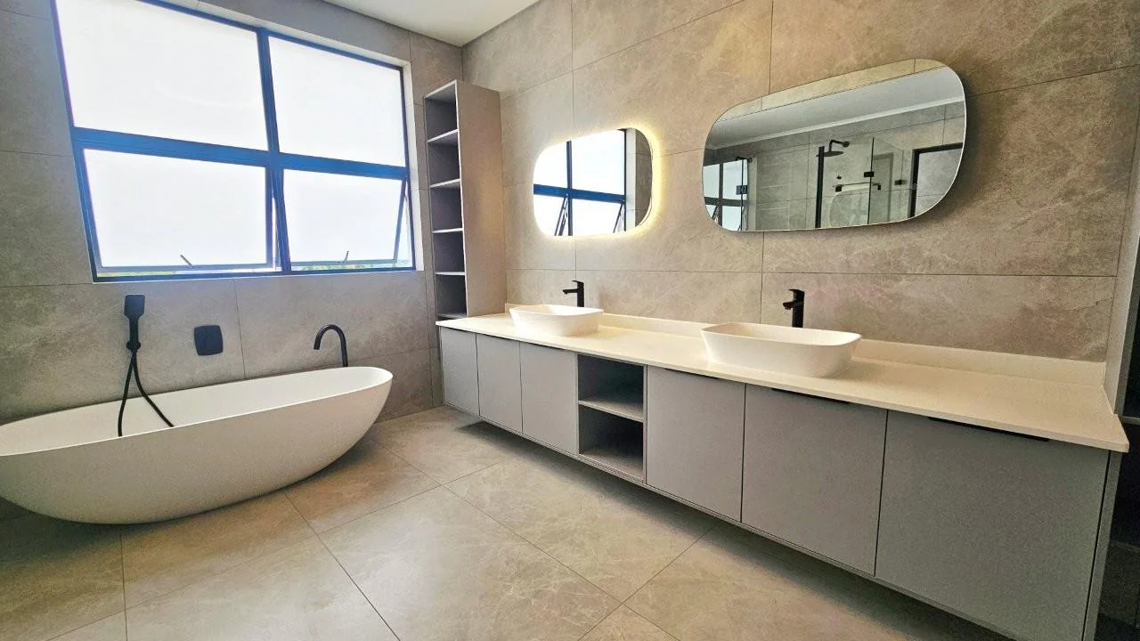 BREATHTAKING HOME IN MIDSTREAM HEIGHTS