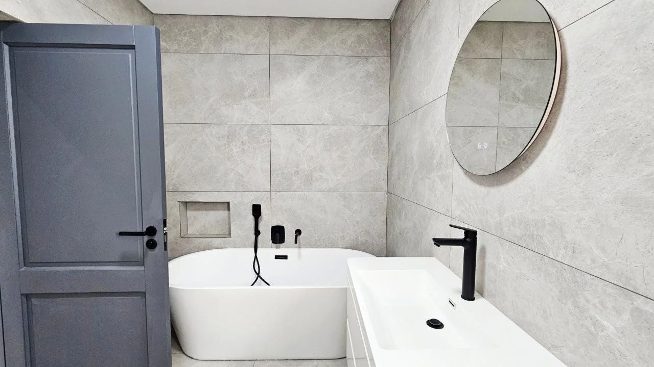 BREATHTAKING HOME IN MIDSTREAM HEIGHTS