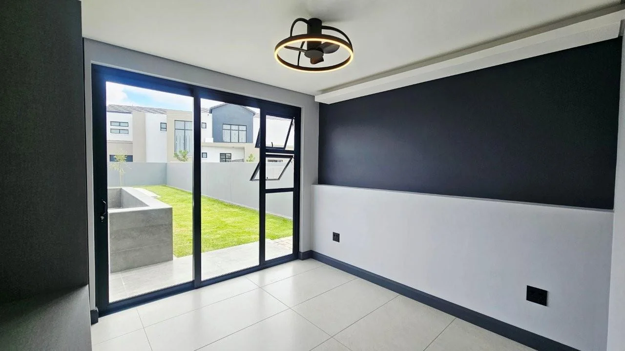 BREATHTAKING HOME IN MIDSTREAM HEIGHTS