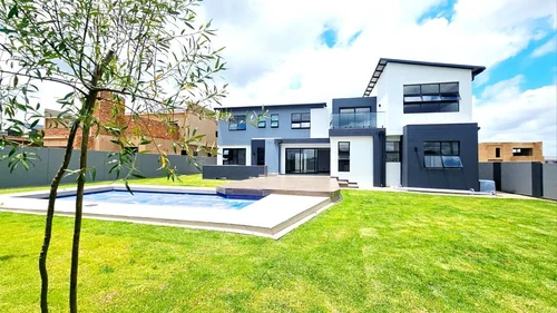 Midstream Heights, Centurion