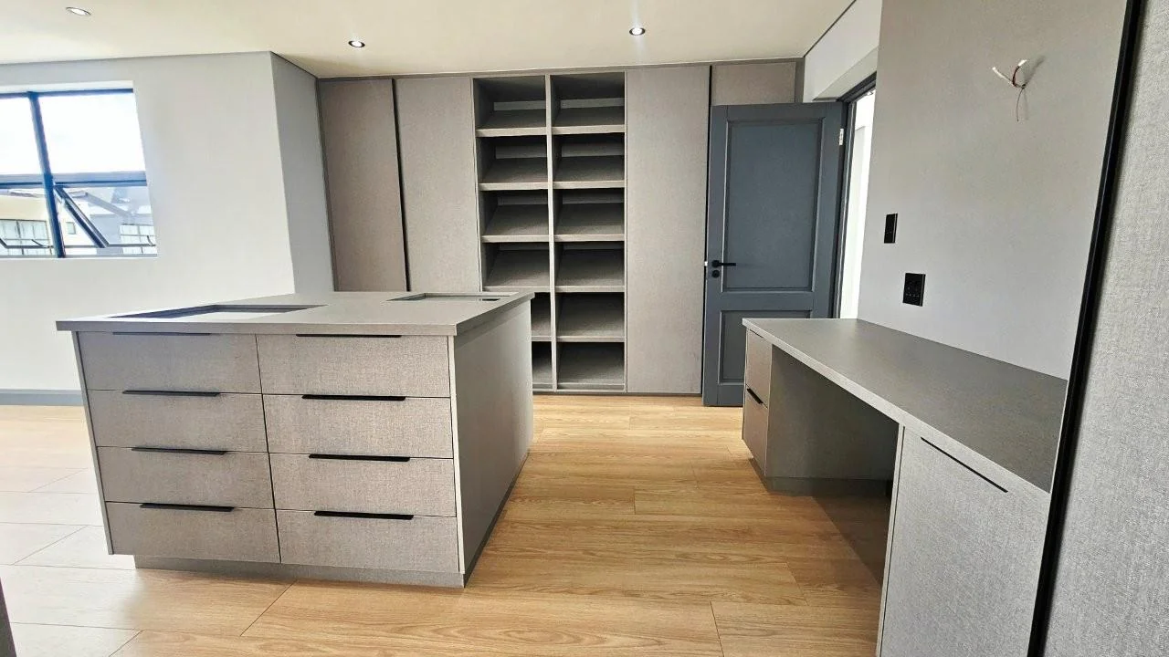 BREATHTAKING HOME IN MIDSTREAM HEIGHTS