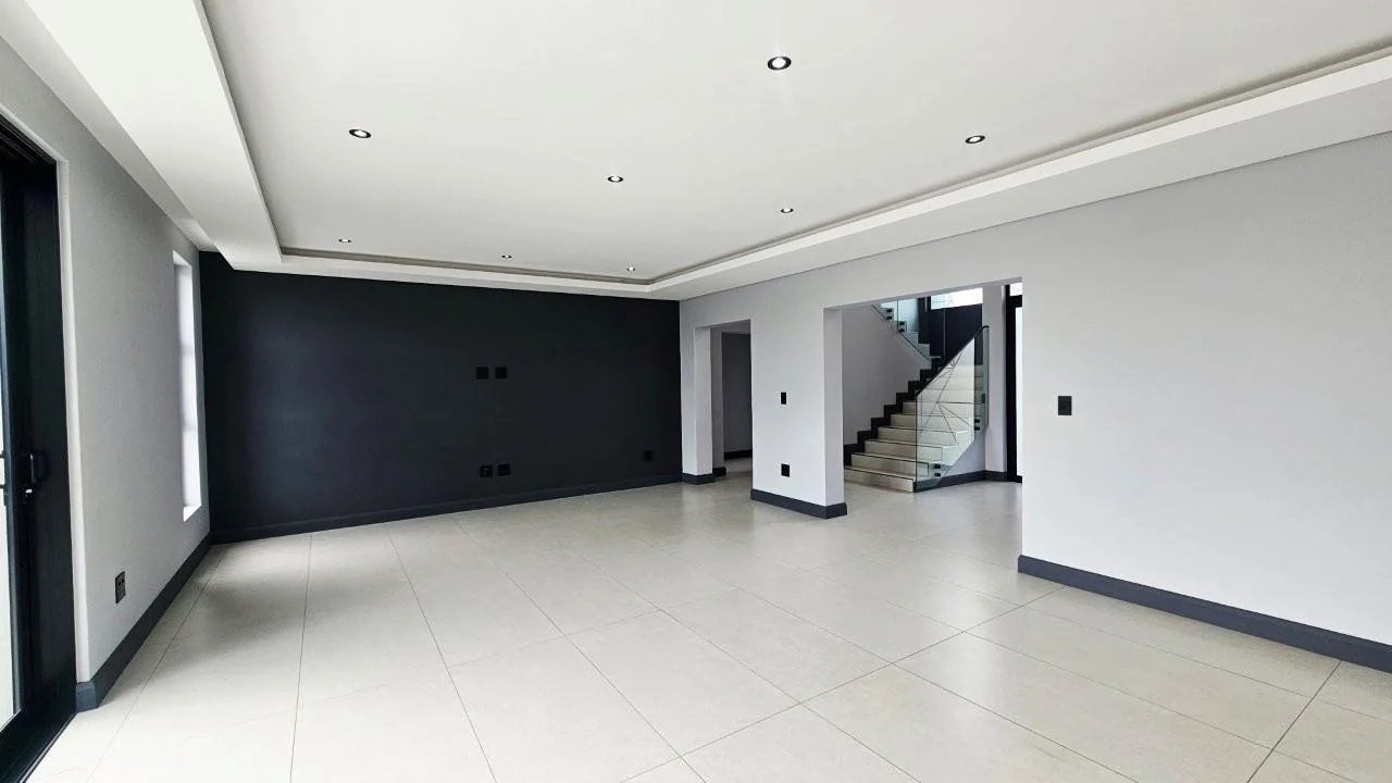 BREATHTAKING HOME IN MIDSTREAM HEIGHTS