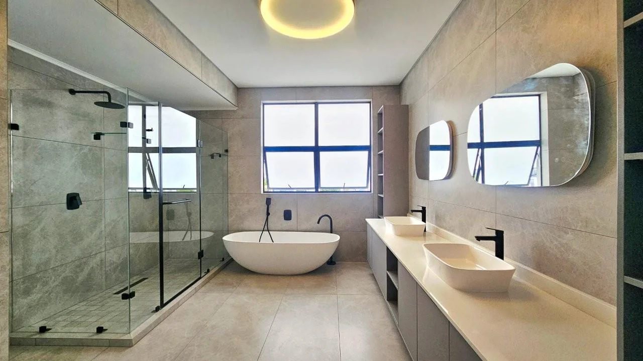 BREATHTAKING HOME IN MIDSTREAM HEIGHTS