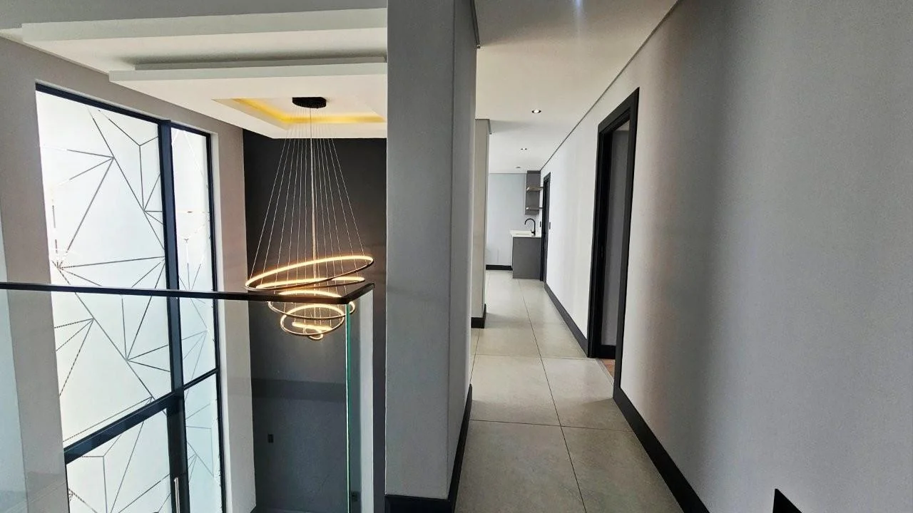 BREATHTAKING HOME IN MIDSTREAM HEIGHTS