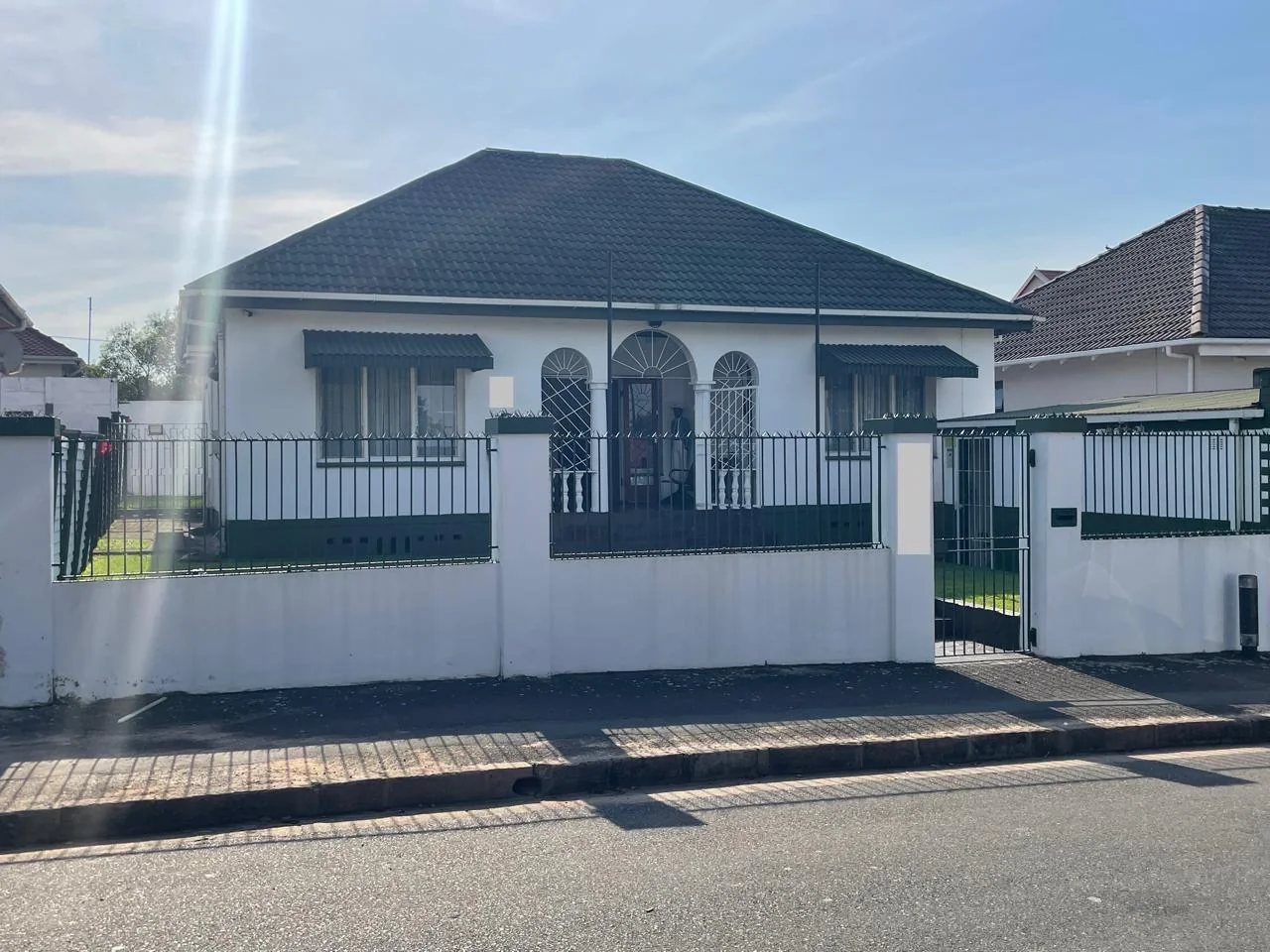 DURBAN - GLENWOOD - 3 BEDROOM HOUSE