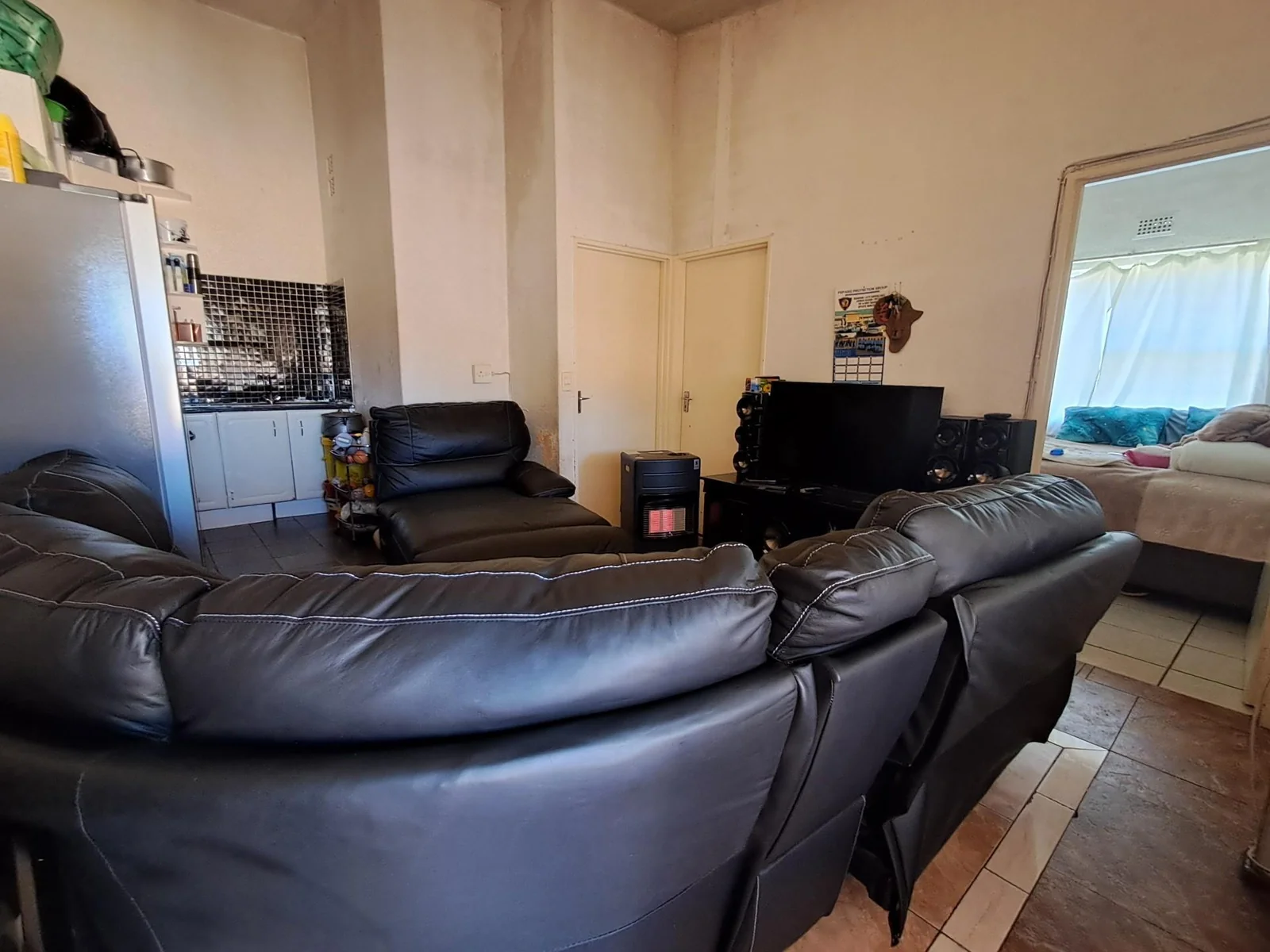 A 3 Bedroom Simplex in Florida For Sale!