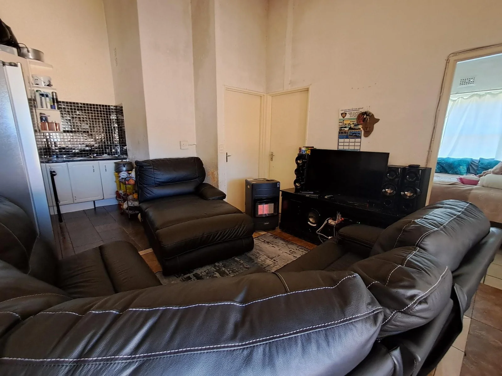 A 3 Bedroom Simplex in Florida For Sale!