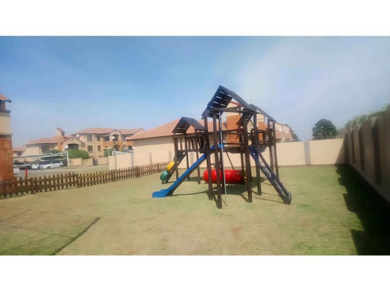 Modern Spacious Two beds Two baths, Built in braai Apartment for sale