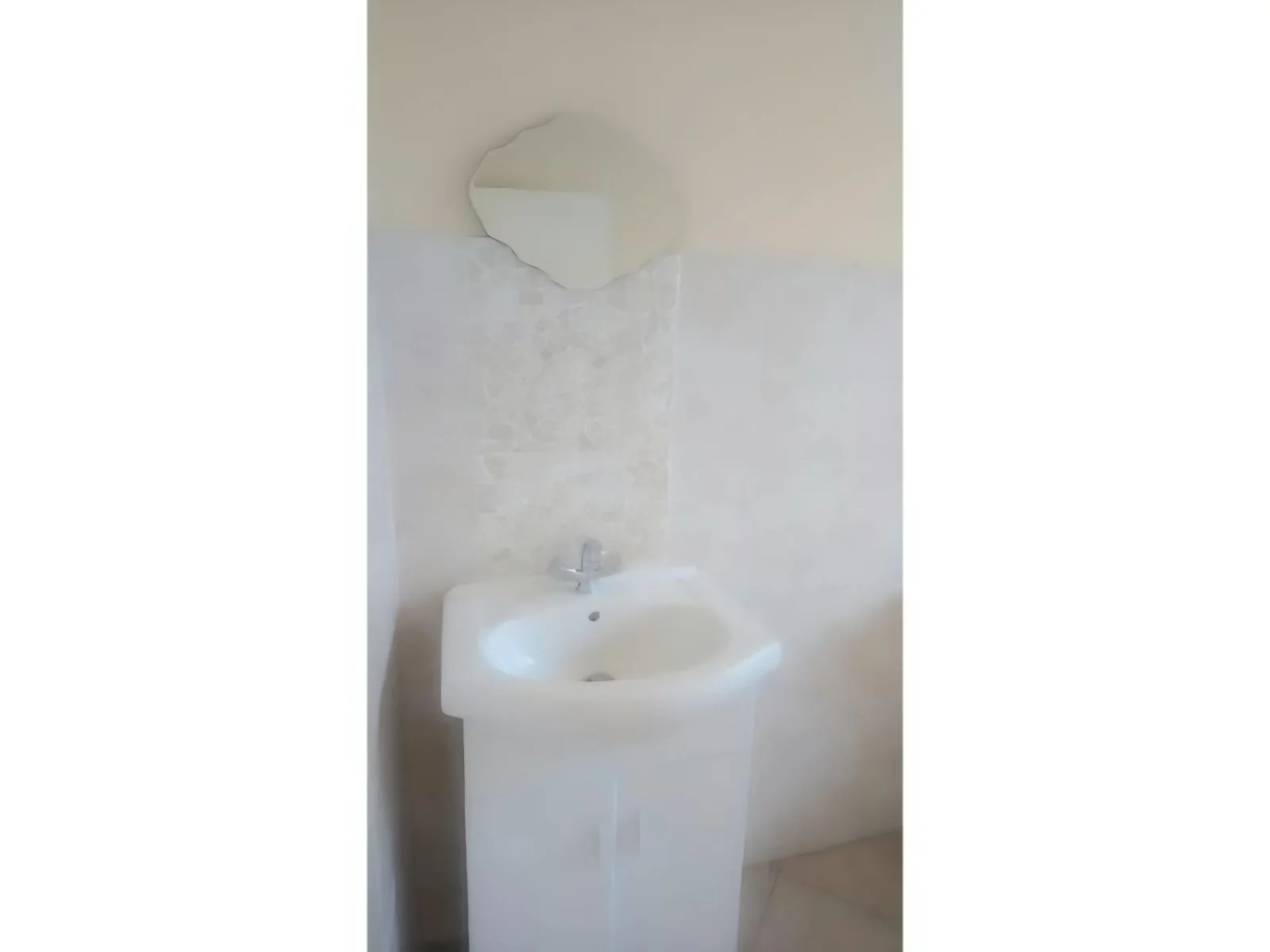 Modern Spacious Two beds Two baths, Built in braai Apartment for sale