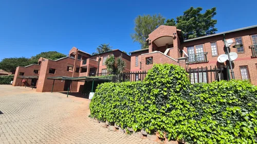 Constantia Kloof, Roodepoort
