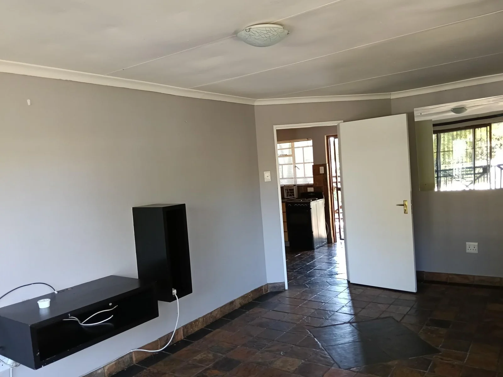 2-Bedroom Apartment for Rent in Waverley