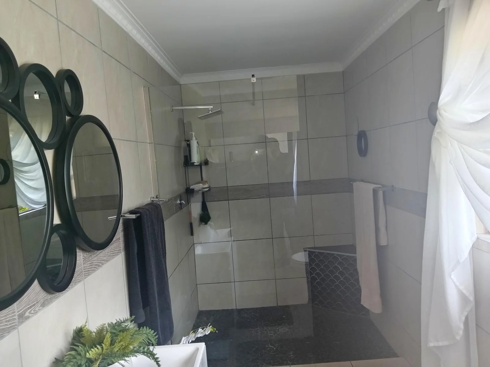 CONTEMPORARY DESIGNED TO INSPIRE