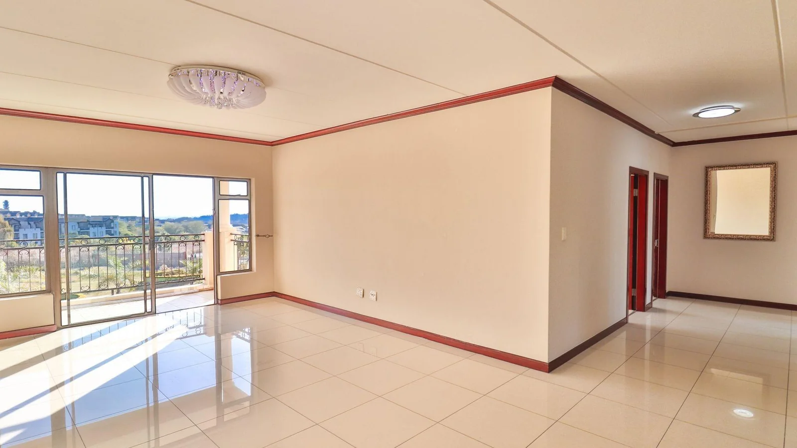 Luxurious  and Spacious  Three beds Two baths  Apartmentfir Sale