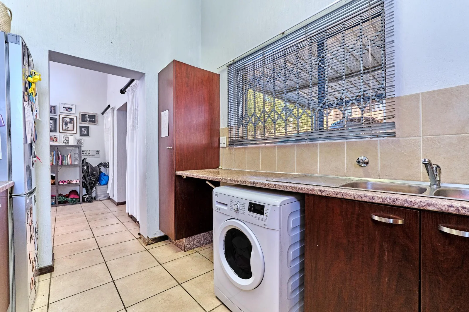 Spacious 3-Bedroom Townhouse for Sale in Bohemia, Amarosa