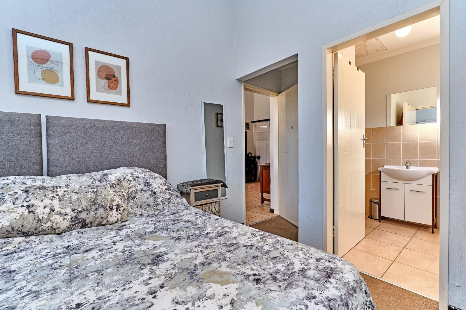 Spacious 3-Bedroom Townhouse for Sale in Bohemia, Amarosa