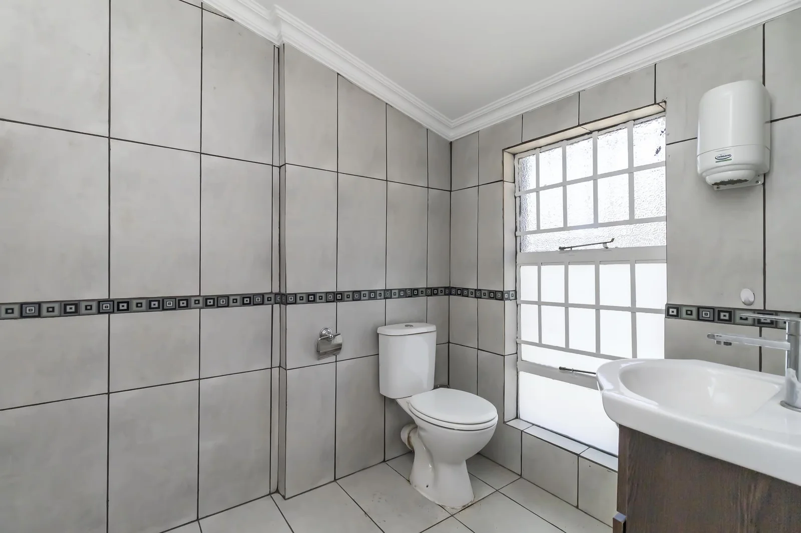 Office Space Available for Lease in Randpark Ridge