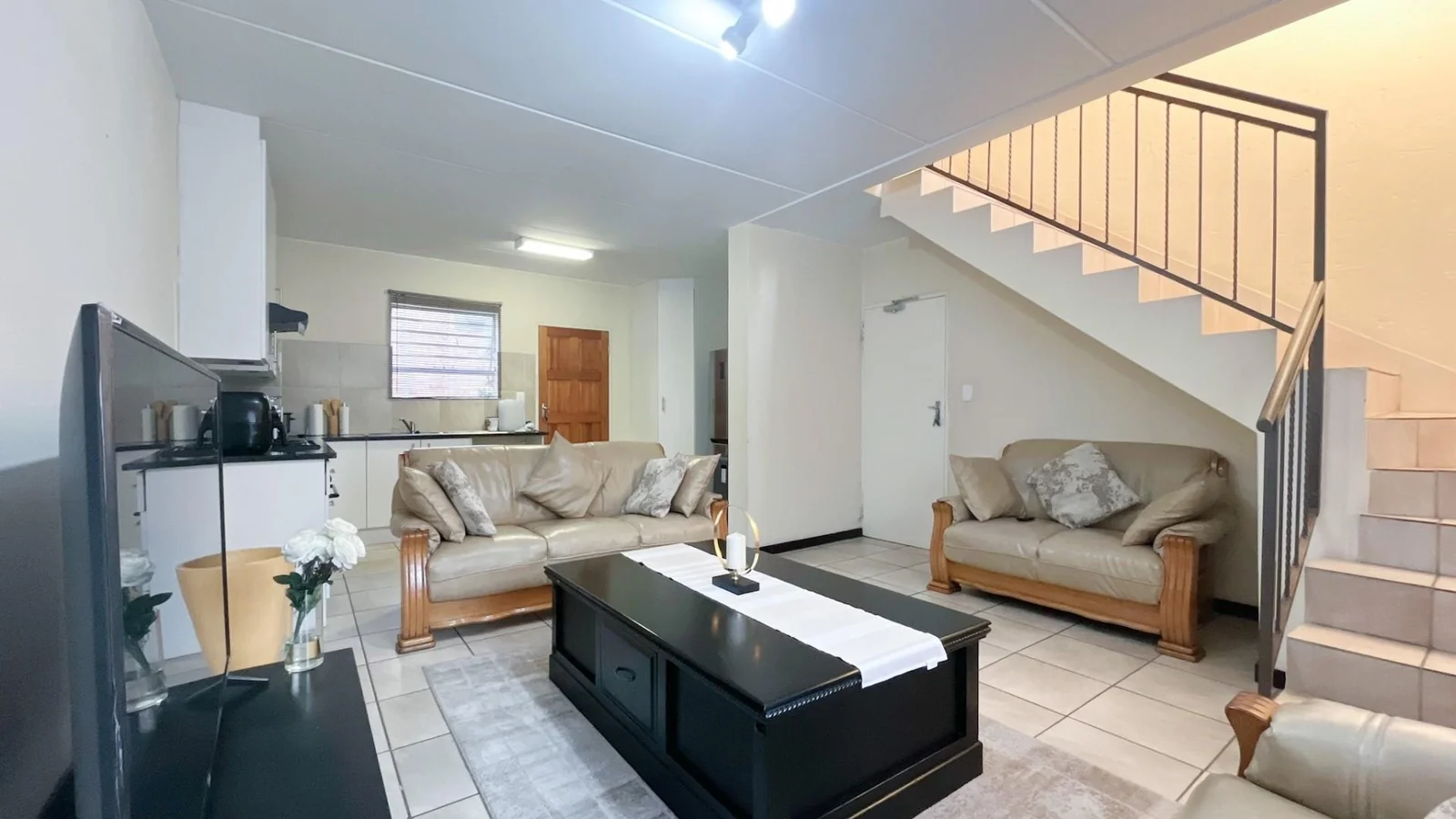 3 Bedroom Townhouse in Wilgeheuwel