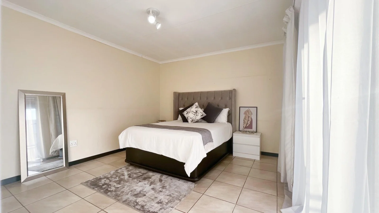 3 Bedroom Townhouse in Wilgeheuwel