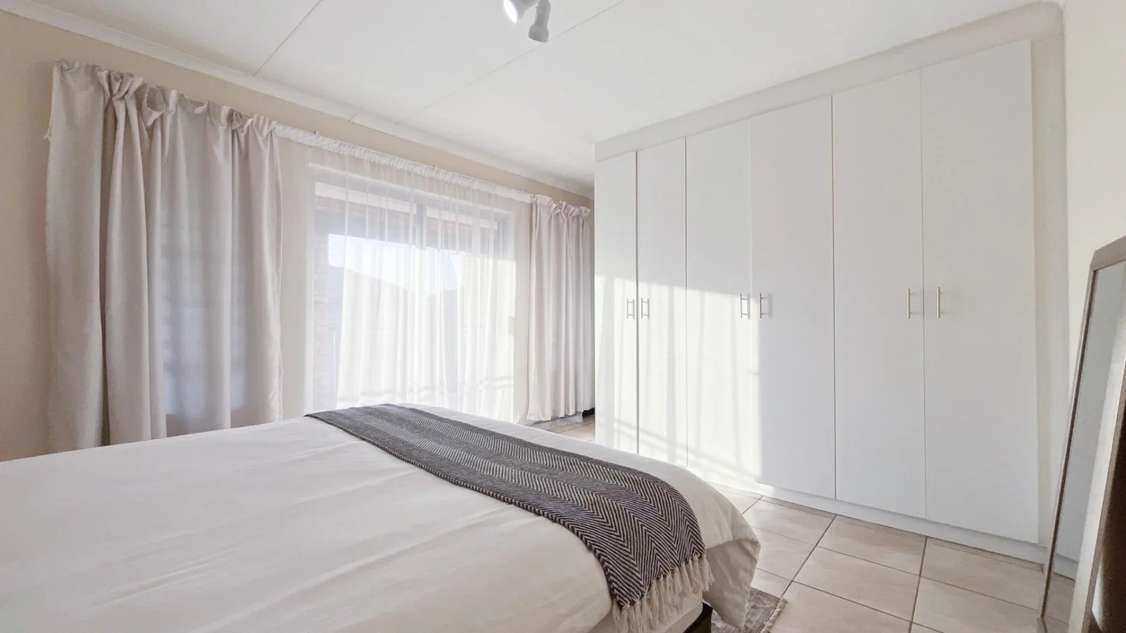 3 Bedroom Townhouse in Wilgeheuwel