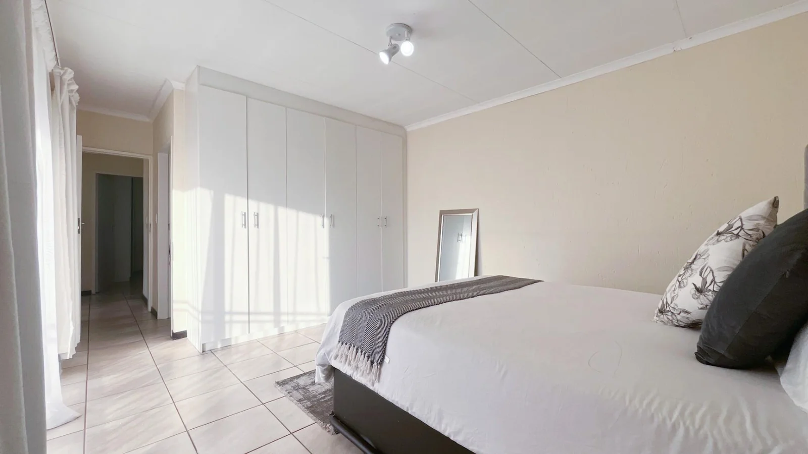 3 Bedroom Townhouse in Wilgeheuwel