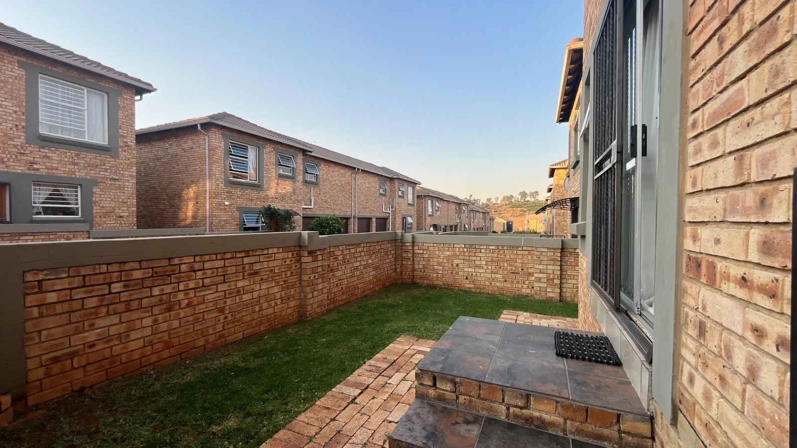3 Bedroom Townhouse in Wilgeheuwel