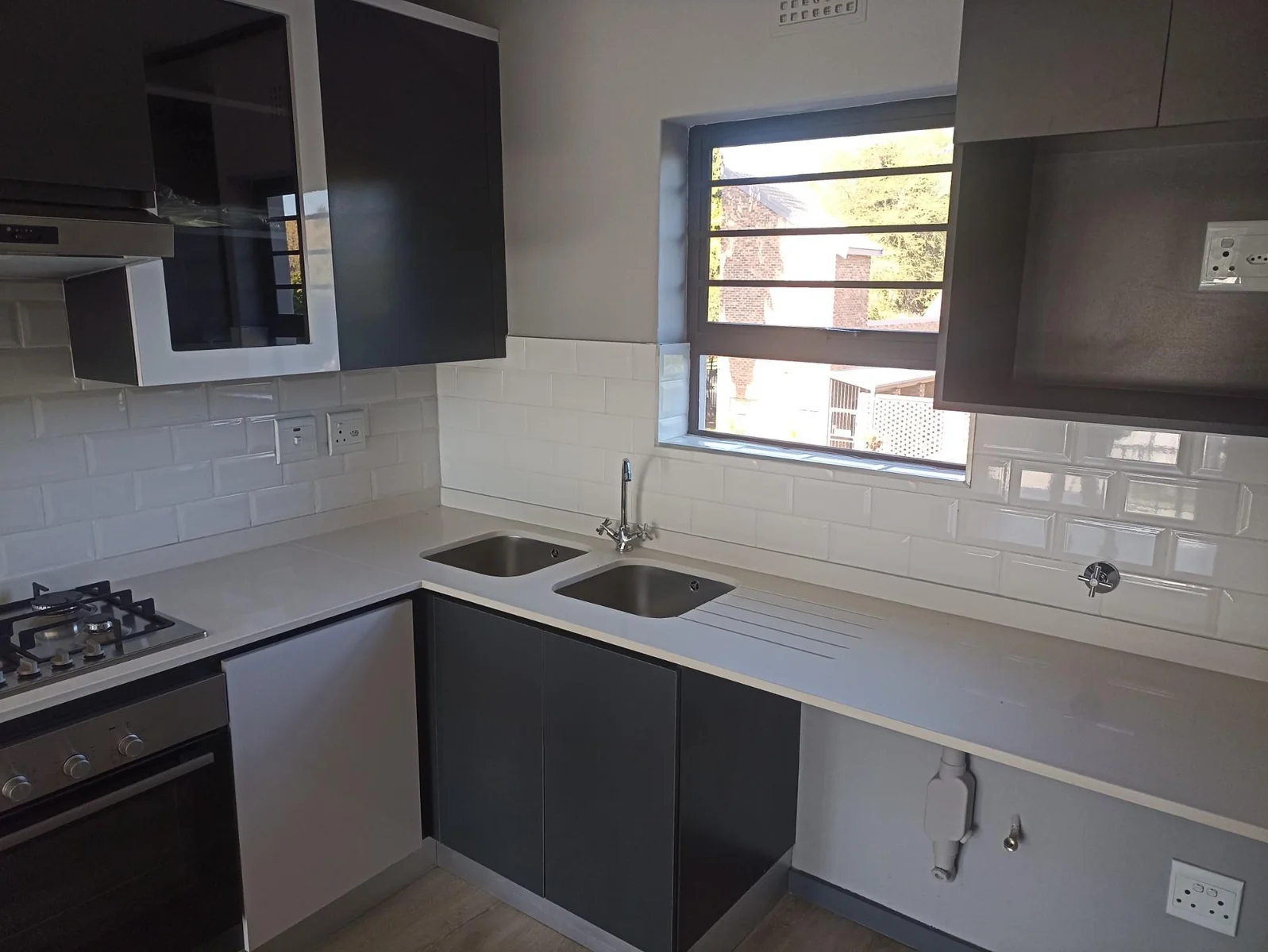 BEAUTIFUL BRAND NEW MODERN APARTMENT TO LET IN MONTANA!!!!!