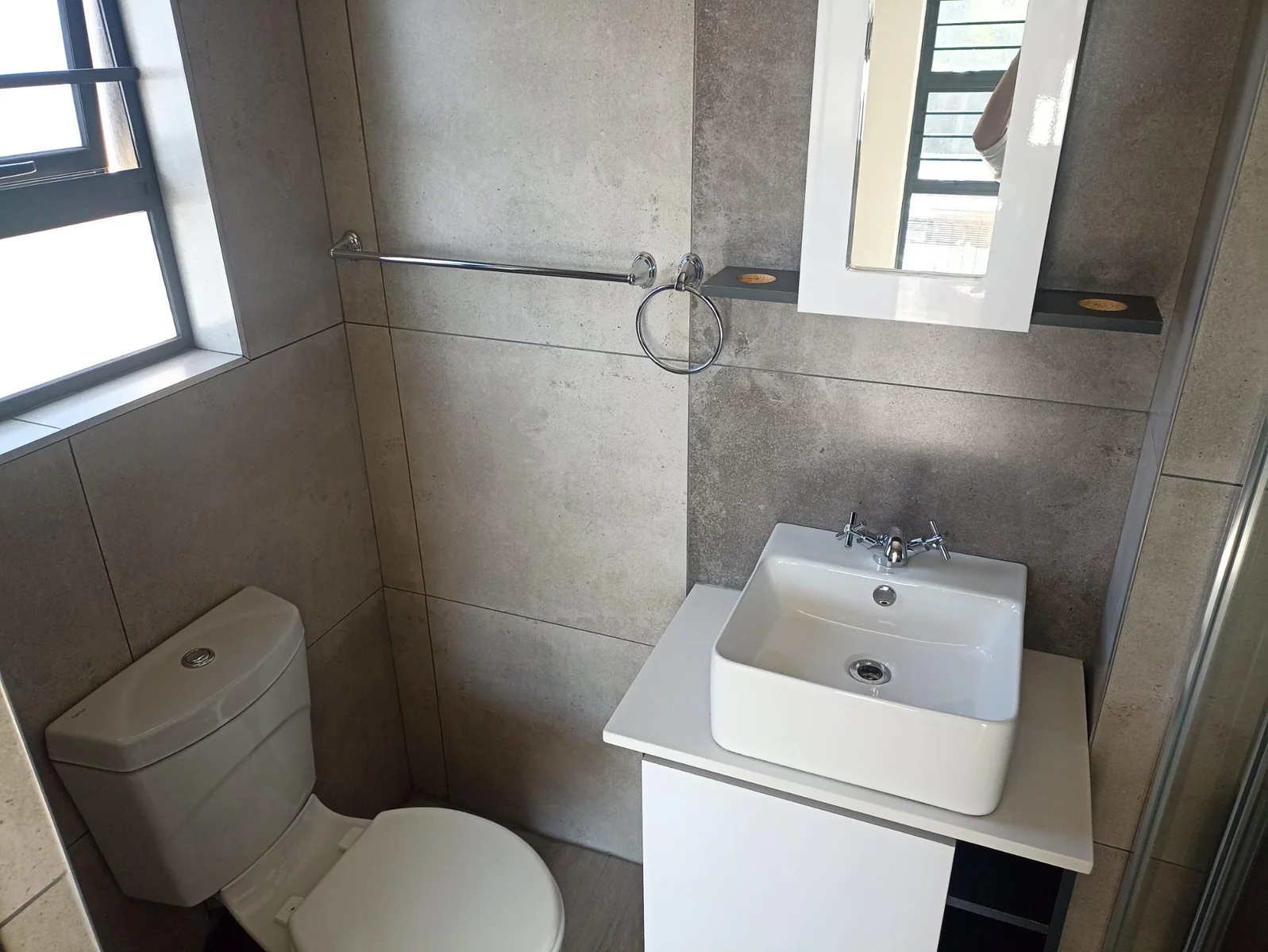 BEAUTIFUL BRAND NEW MODERN APARTMENT TO LET IN MONTANA!!!!!