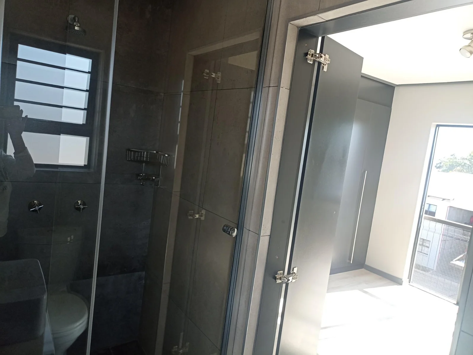 BEAUTIFUL BRAND NEW MODERN APARTMENT TO LET IN MONTANA!!!!!