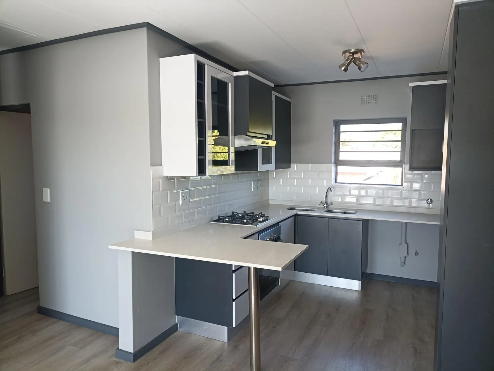 BEAUTIFUL BRAND NEW MODERN APARTMENT TO LET IN MONTANA!!!!!