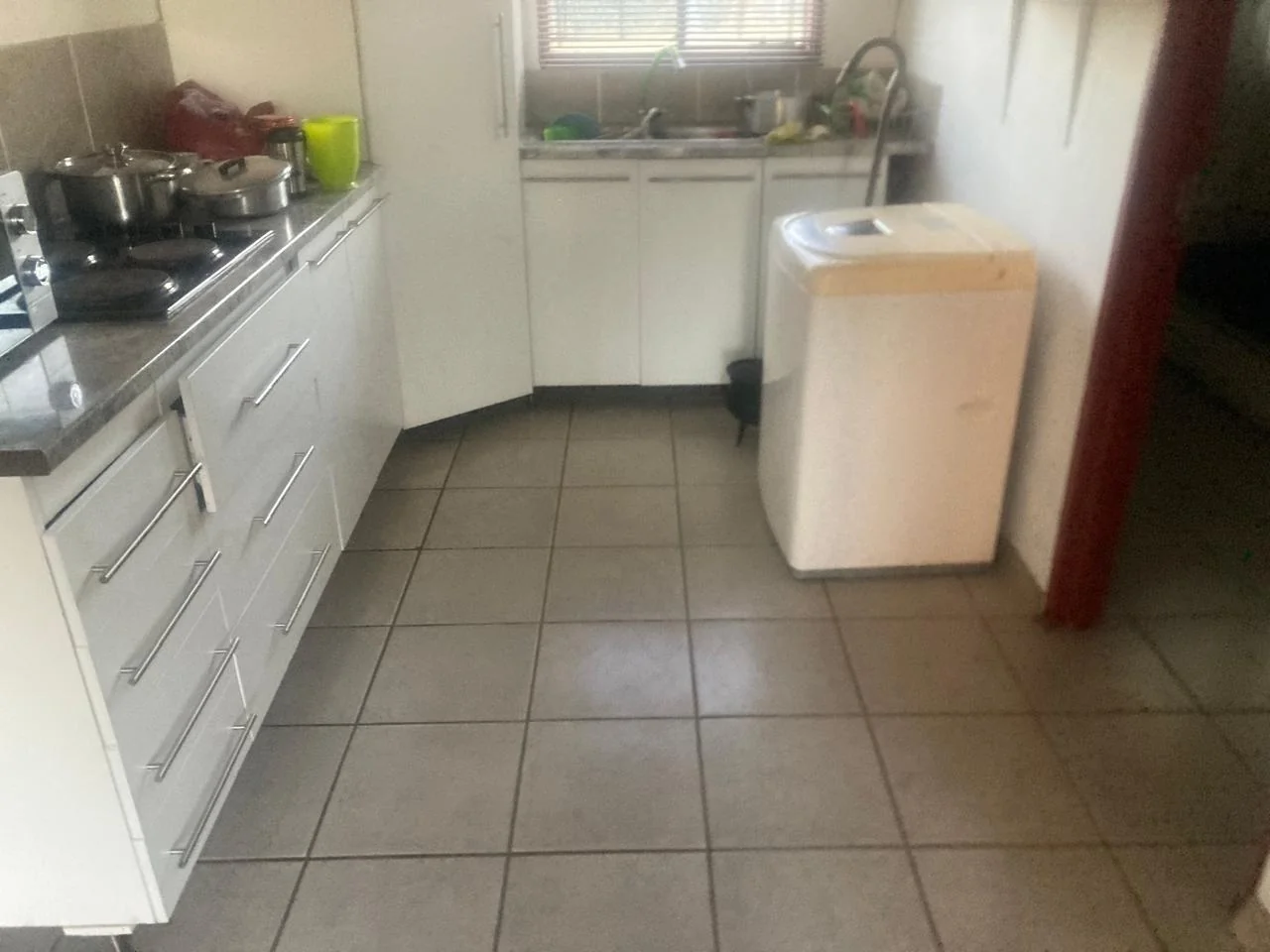 Charming 3-Bedroom Home for Sale – Ideal Location!