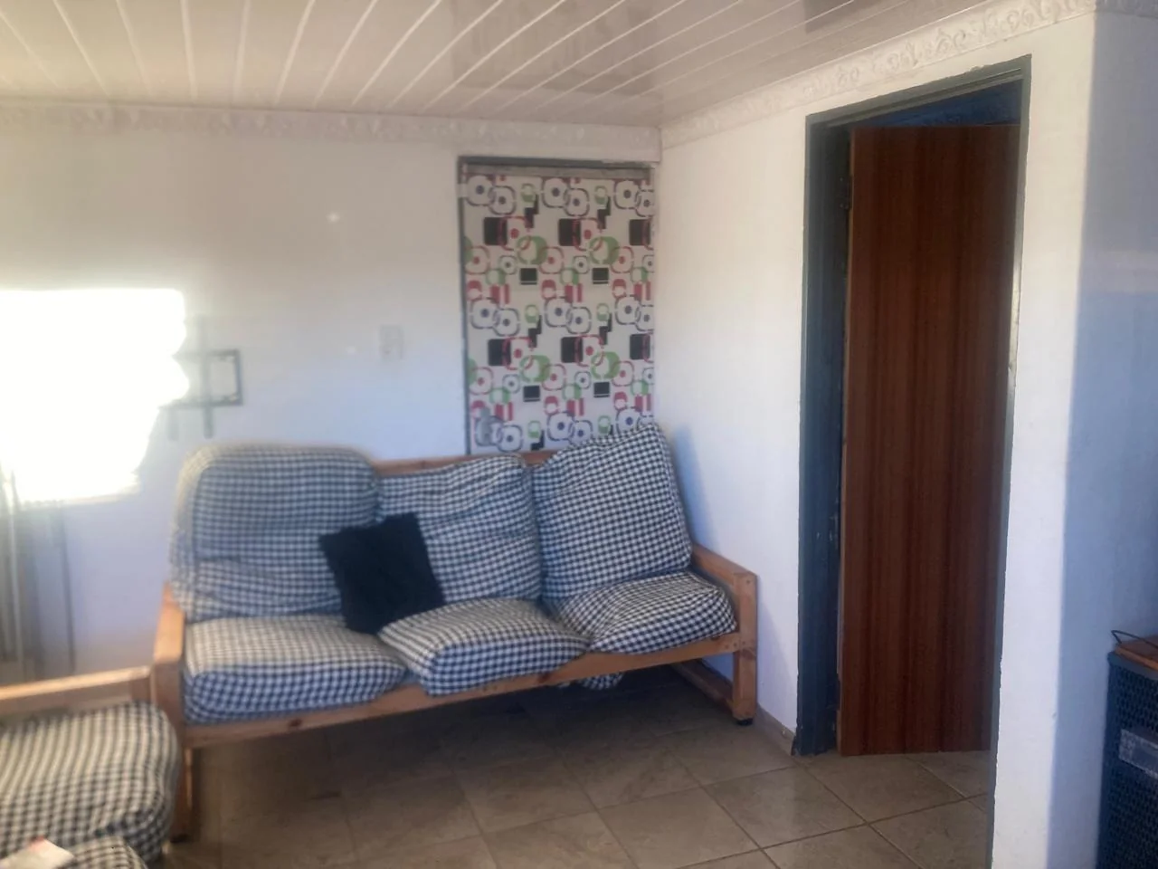 Charming 3-Bedroom Home for Sale – Ideal Location!