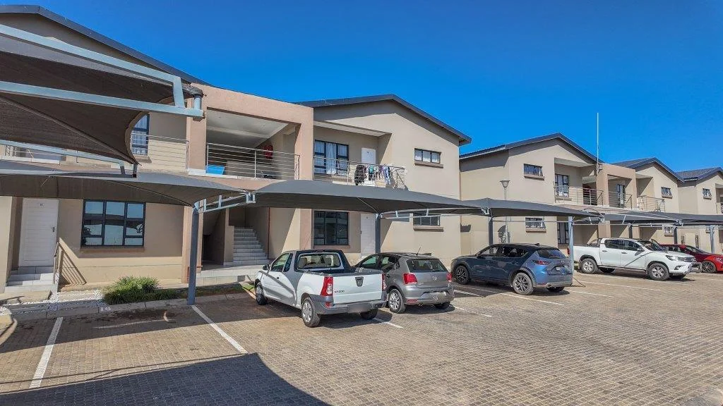 <br/>Modern Apartment in Bendor, Polokwane Offering Secure Living and Easy Lock-Up-and-Go Lifestyle
