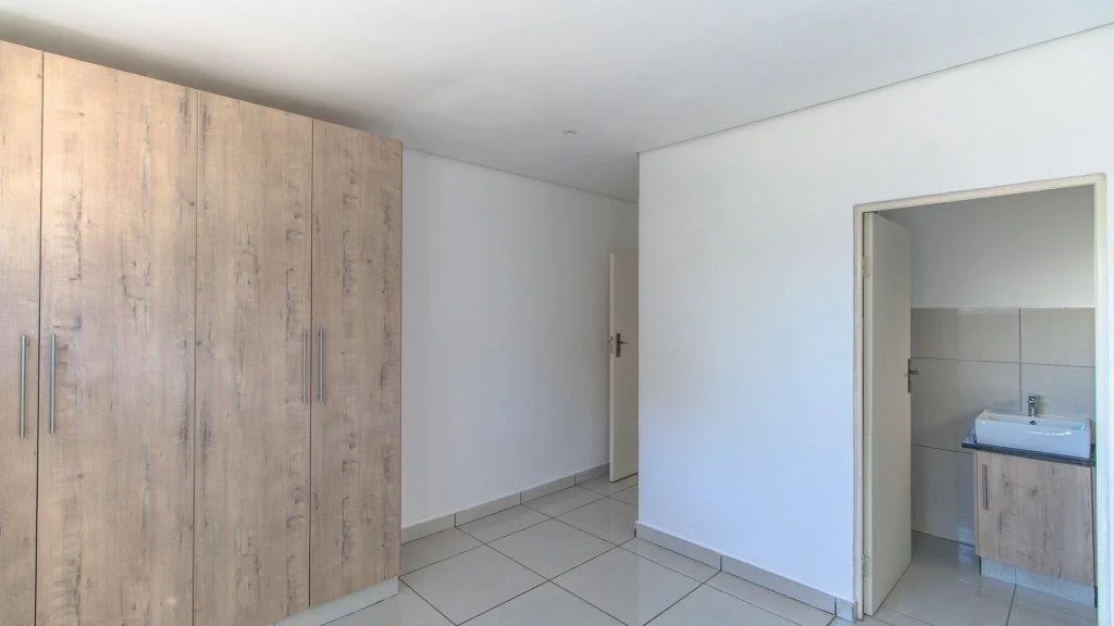 <br/>Modern Apartment in Bendor, Polokwane Offering Secure Living and Easy Lock-Up-and-Go Lifestyle