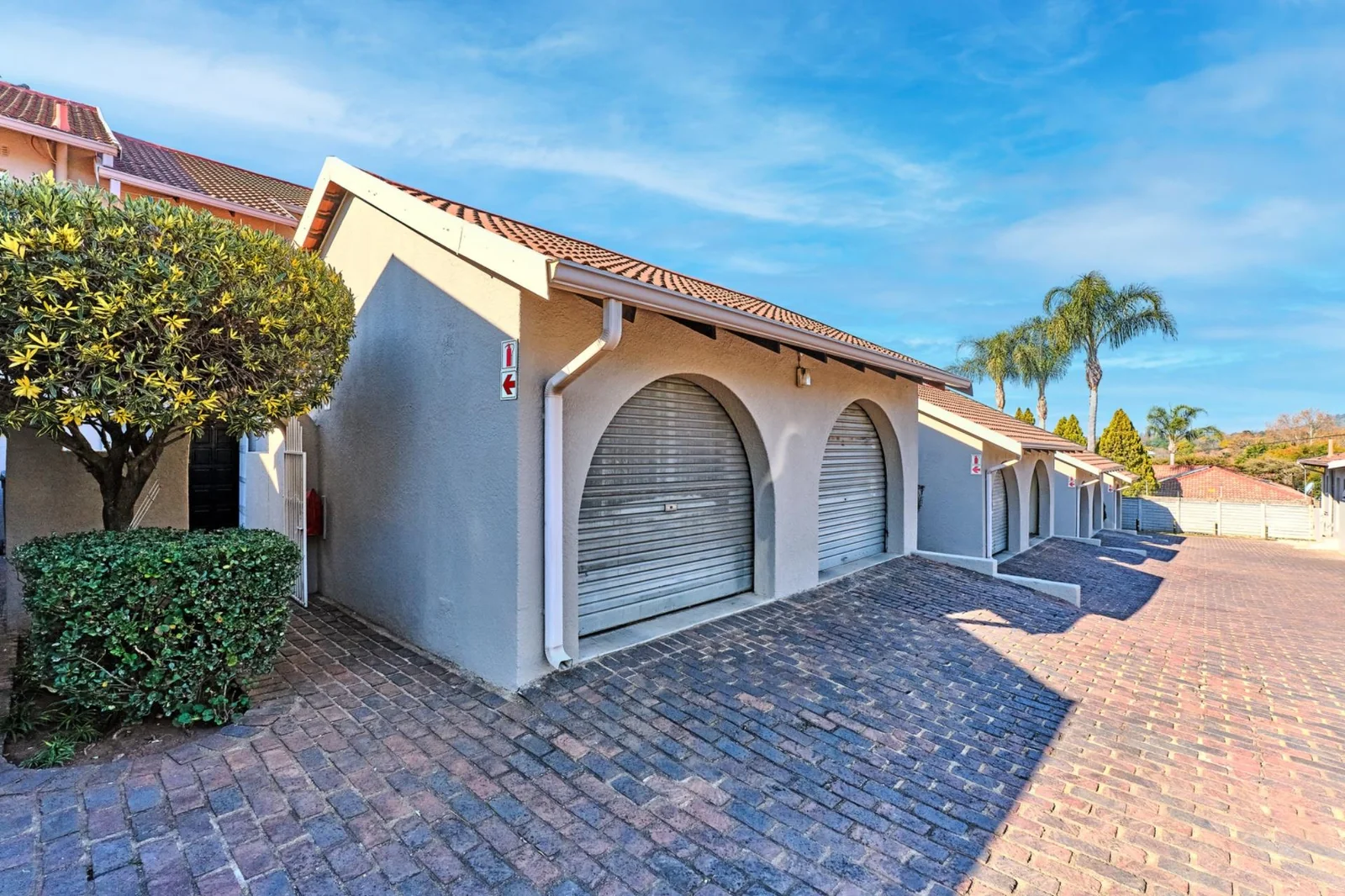 Inviting 2-Bedroom Duplex in Tranquil Fairland for sale.