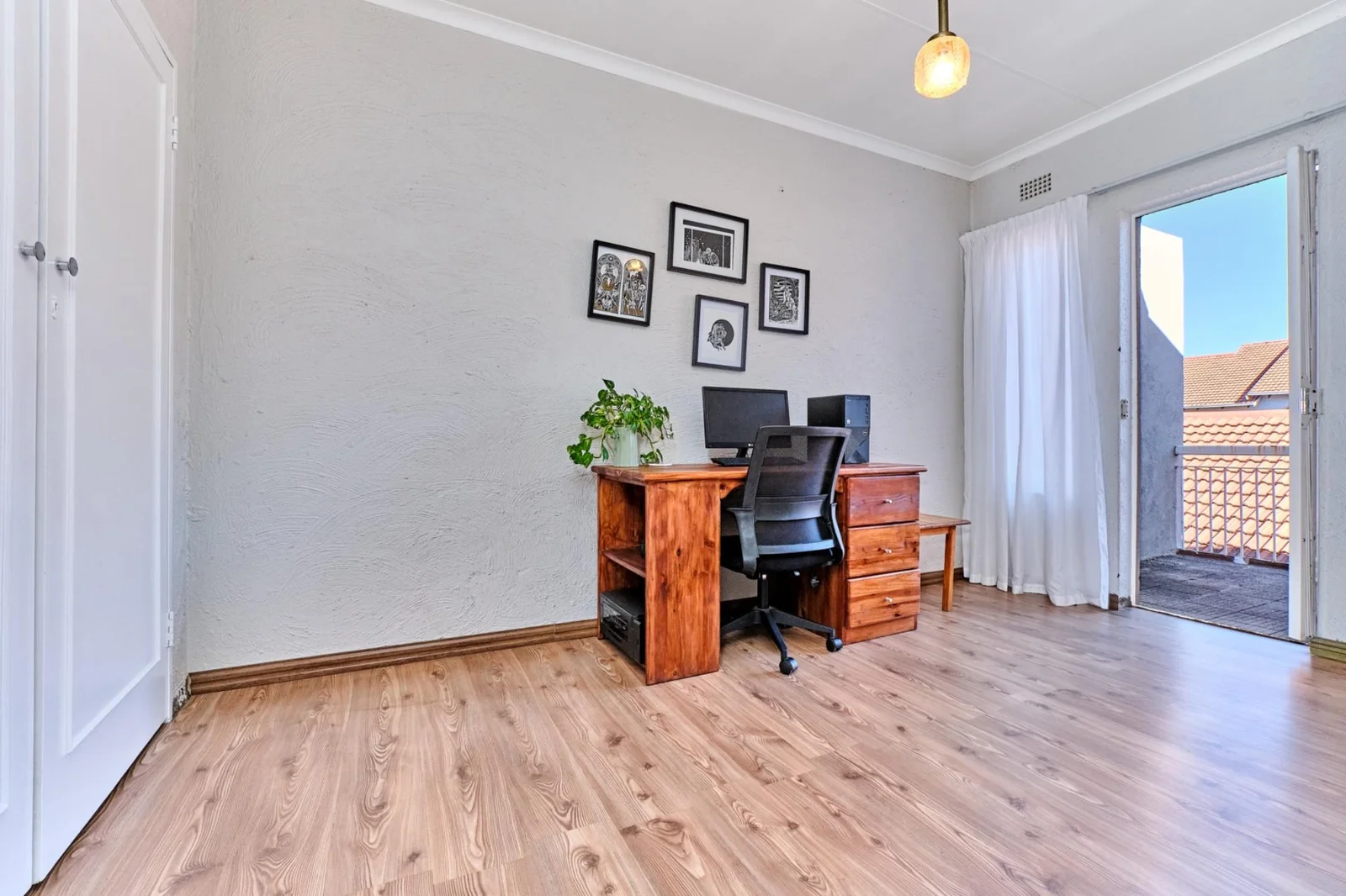 Inviting 2-Bedroom Duplex in Tranquil Fairland for sale.