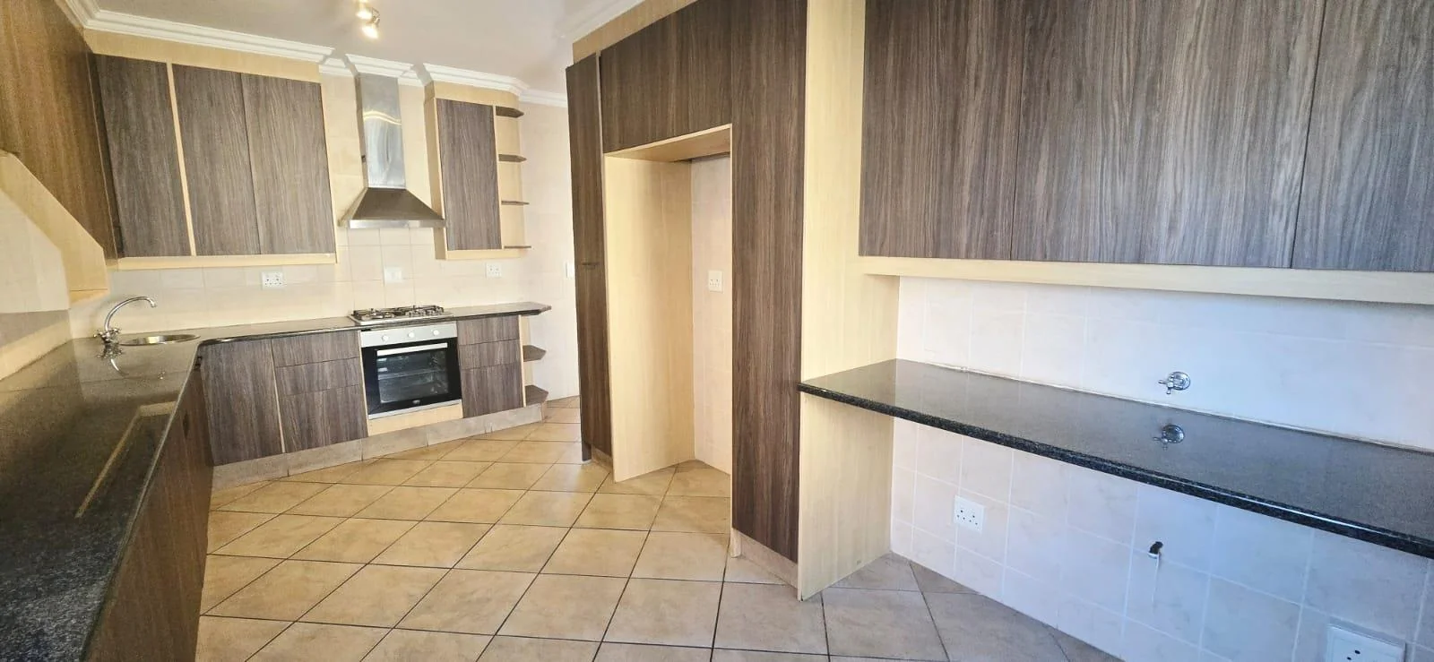 Stylish 4-Bedroom Family Home in Secure Glen Erasmia Estate