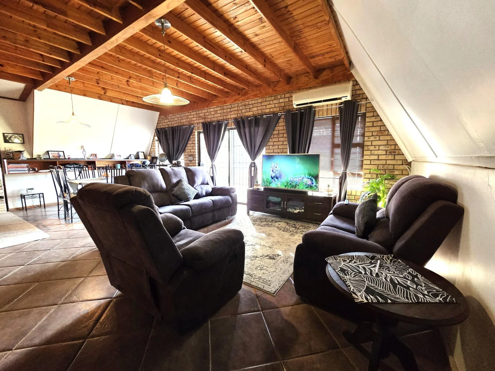 Self-Sustainable Smallholding with 3 Homes – Ideal for Family Living or Rental Income