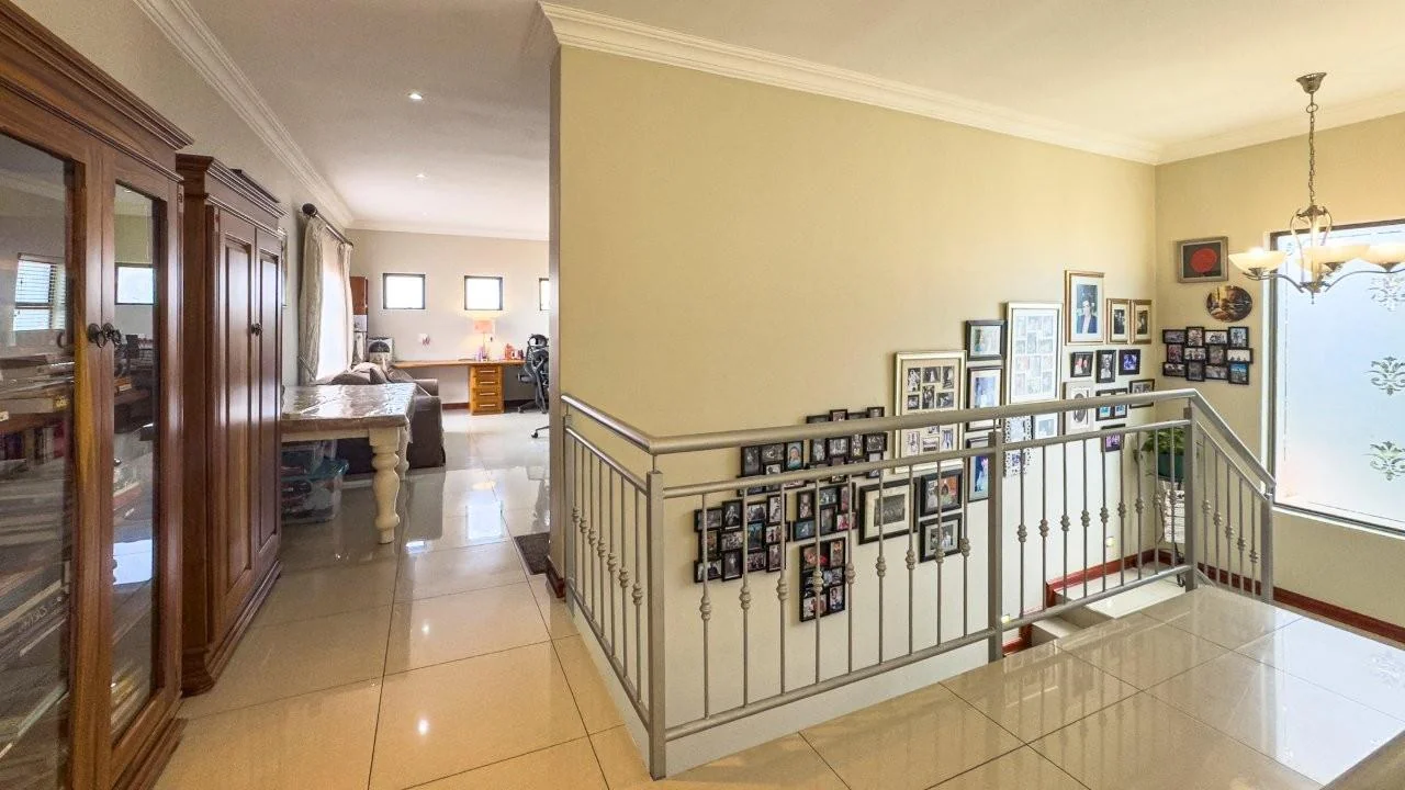 PRACTICAL DOUBLE LEVEL PROPERTY, SITUATED IN A PRIZED LOCATION OF MIDLANDS ESTATE