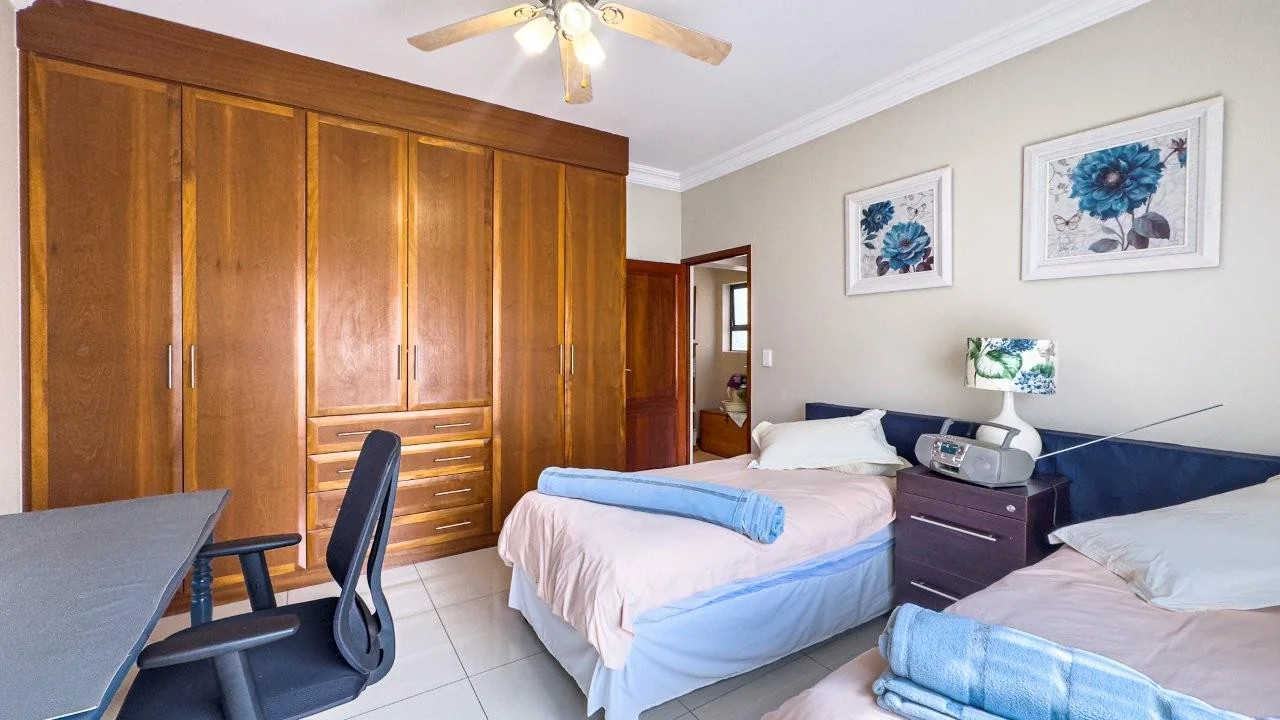 PRACTICAL DOUBLE LEVEL PROPERTY, SITUATED IN A PRIZED LOCATION OF MIDLANDS ESTATE