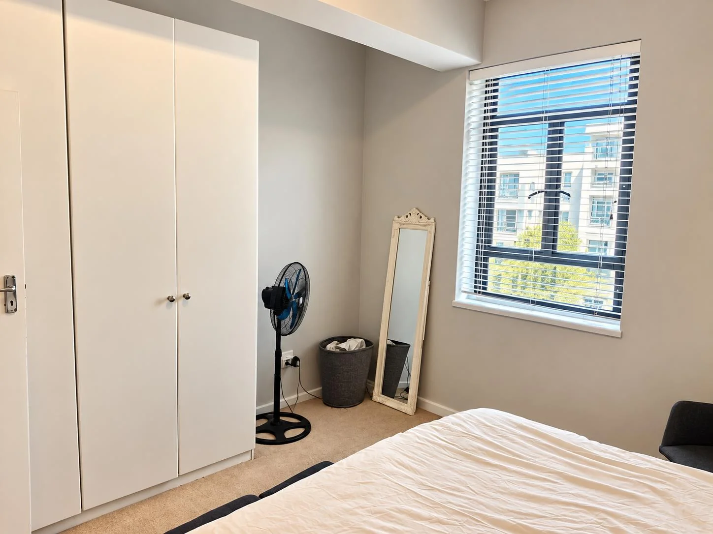 Fully furnished 2 bed apartment in the CBD