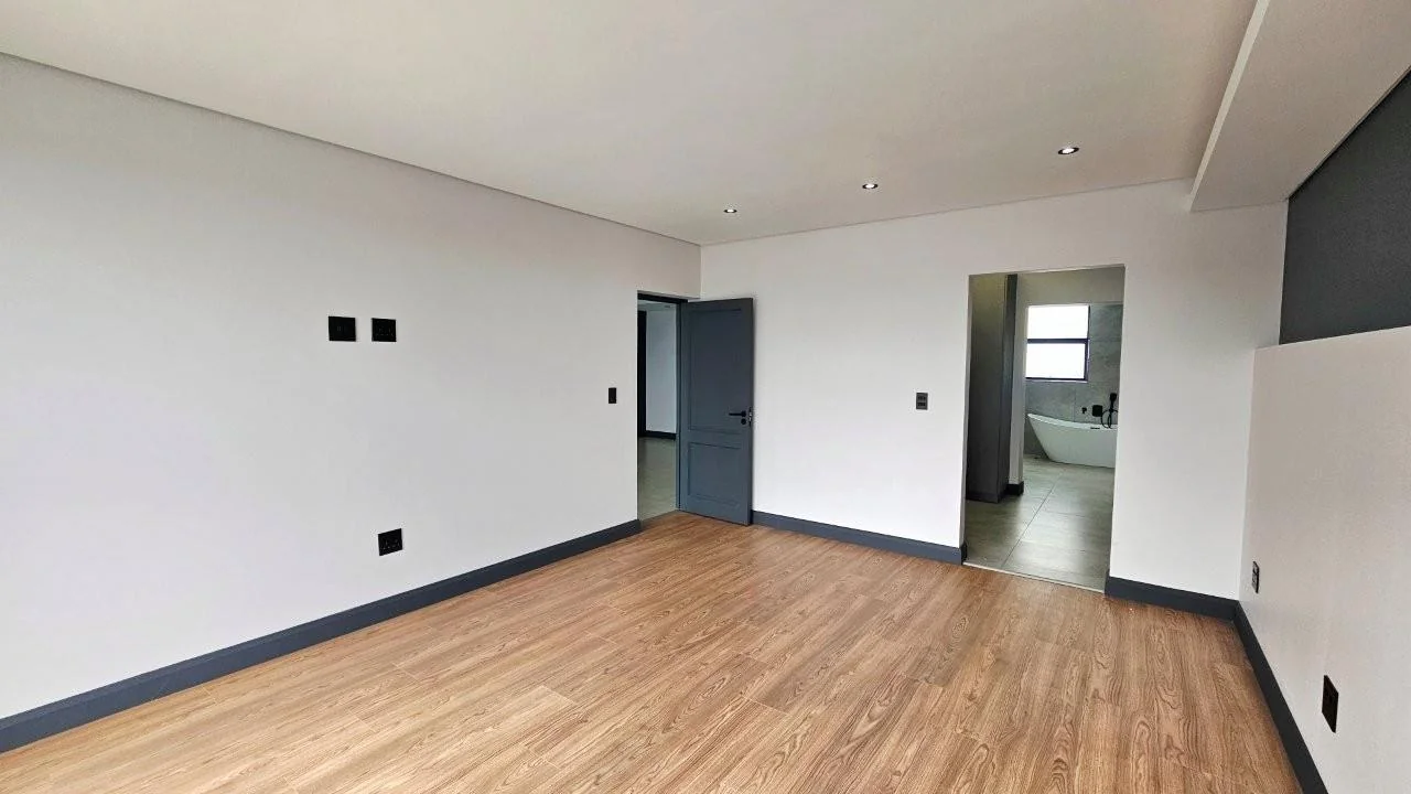 MIDSTREAM HEIGHTS !  THEMODERN,  UPMARKET LIFESTYLE ESTATE IN MIDSTREAM ESTATE.