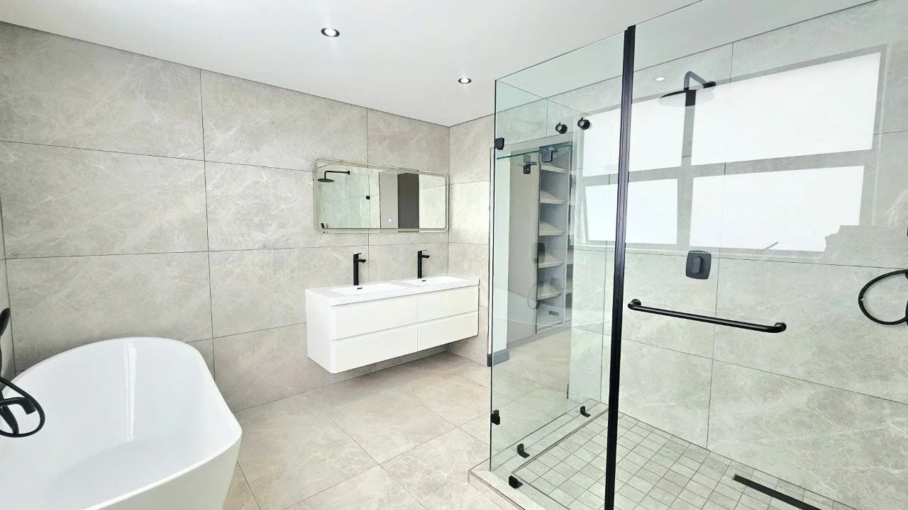 MIDSTREAM HEIGHTS !  THEMODERN,  UPMARKET LIFESTYLE ESTATE IN MIDSTREAM ESTATE.