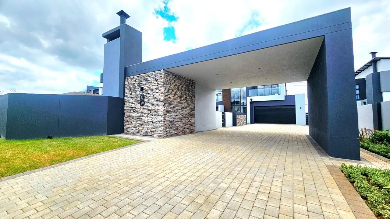 MIDSTREAM HEIGHTS !  THEMODERN,  UPMARKET LIFESTYLE ESTATE IN MIDSTREAM ESTATE.