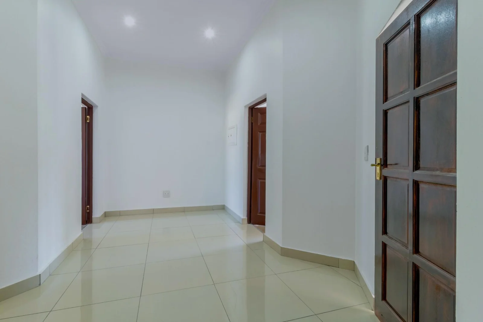 Six bedrooms, Six bathroos House for Sale in Summerset