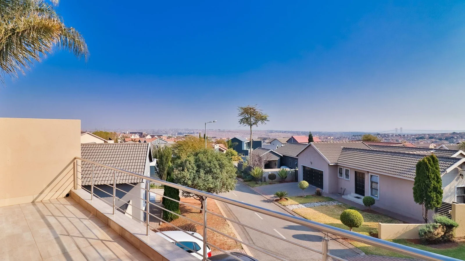 Modern Family Luxury Awaits – Double-Storey Corner Home for Sale in Secure Summerfield Estate, Kosmosdal | Thabang Ledwaba – Leapfrog Property Group Midrand