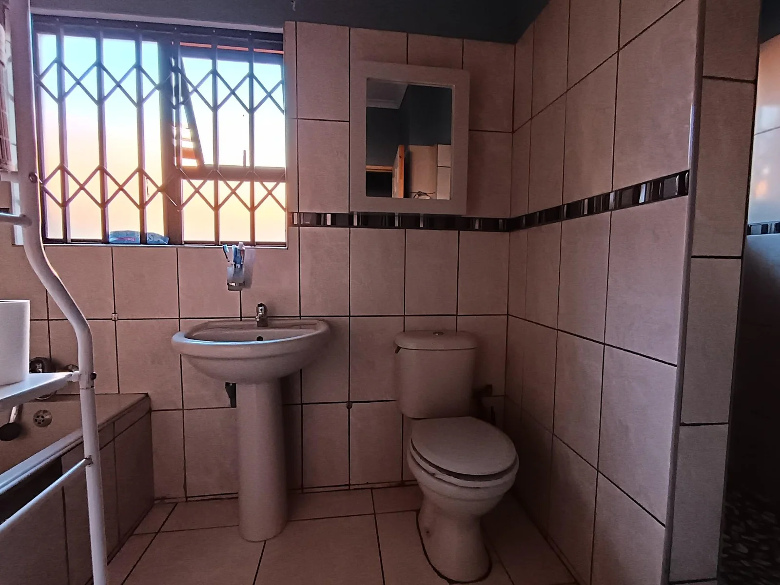 If you're looking for a home near all amenities and schools, then this is the perfect choice for you.