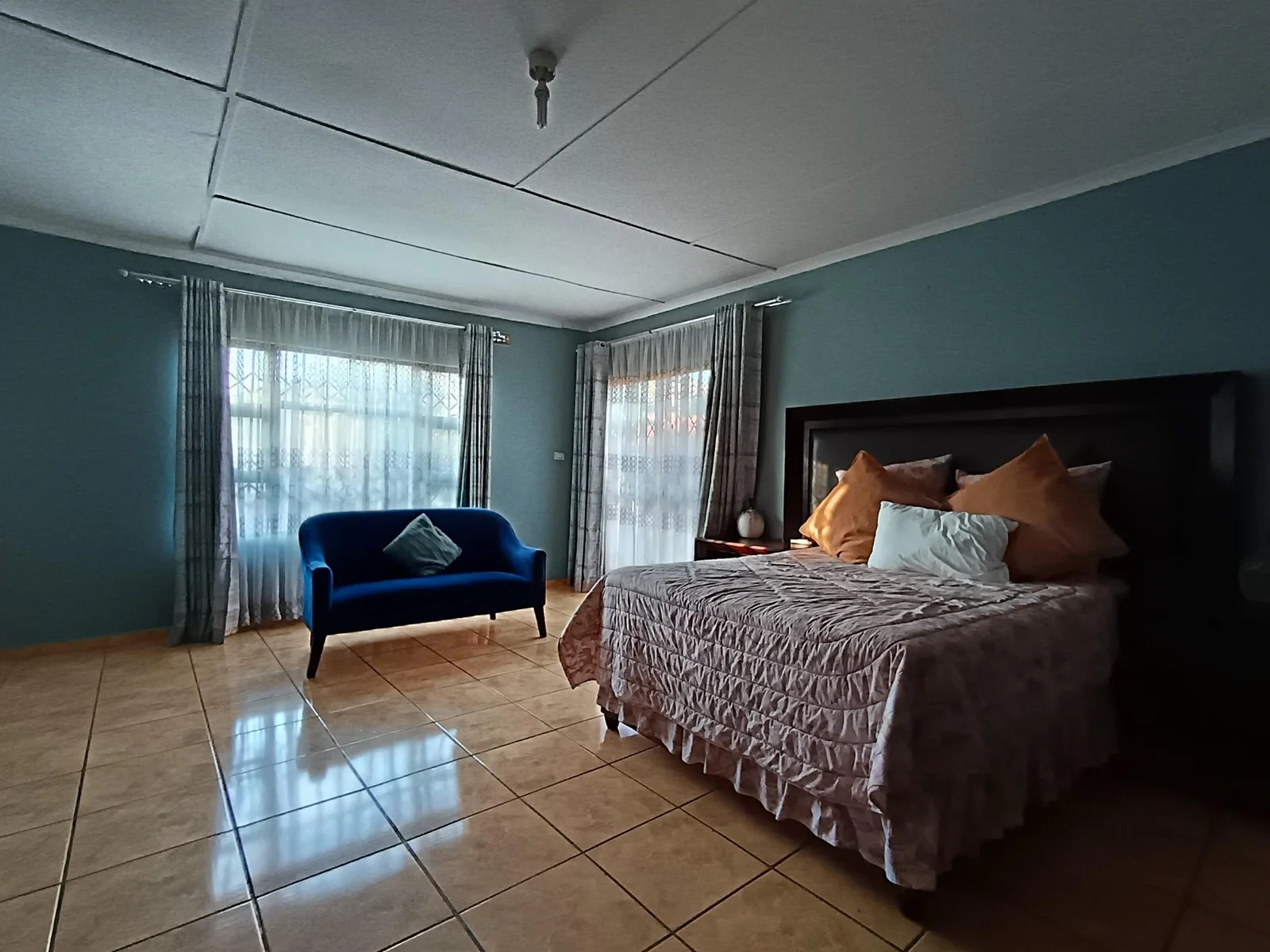 If you're looking for a home near all amenities and schools, then this is the perfect choice for you.