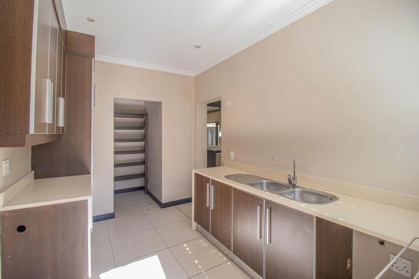 Elegant home for sale in Bryanston, Berkeley Heights Estates